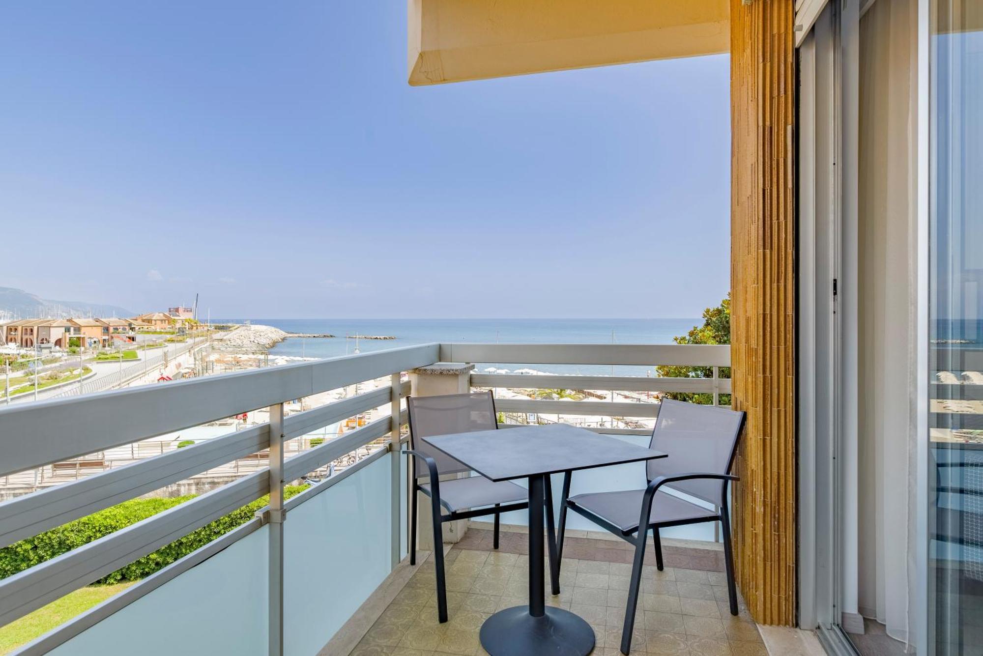Garden Lido Hotel